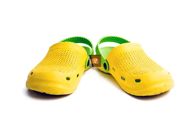 class action lawsuit crocs